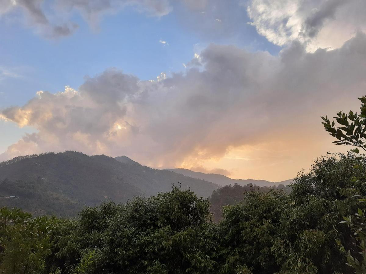 Mukteshwar Grand Retreat Zewnętrze zdjęcie
